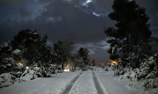 Κακοκαιρία «Μπάρμπαρα»: Ποιοι δρόμοι είναι κλειστοί - Εντατικοί έλεγχοι της Αστυνομίας για αλυσίδες