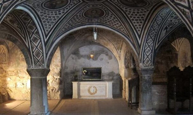 Όσιος Λουκάς: Σήμερα εορτάζει η Αγιά Σοφιά της Ρούμελης