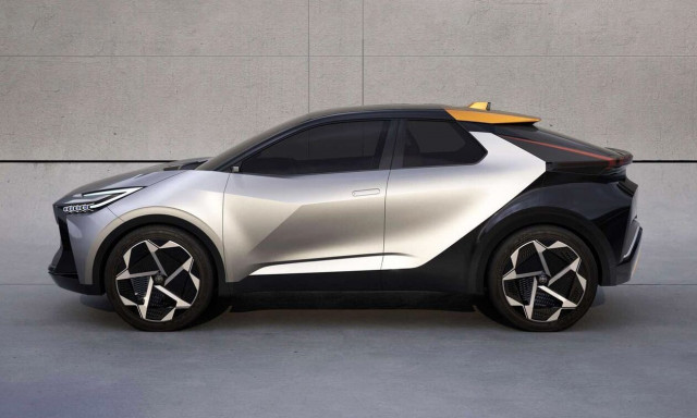 Η Toyota επιμένει πως τα ηλεκτρικά βλάπτουν τον πλανήτη