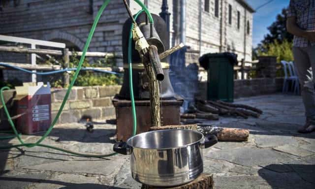 Κρήτη: Έστησαν αυτοσχέδιο καζάνι για ρακί στις φυλακές Νέας Αλικαρνασσού!