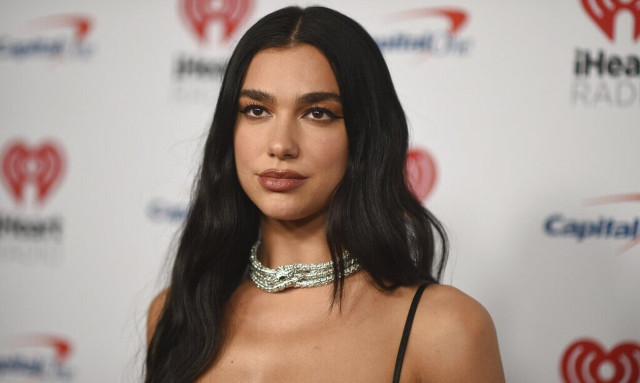 Σεισμός στην Τουρκία: Μπαντέρας, Ντούα Λίπα και Ράσελ Κρόου στο πλευρό των πληγέντων