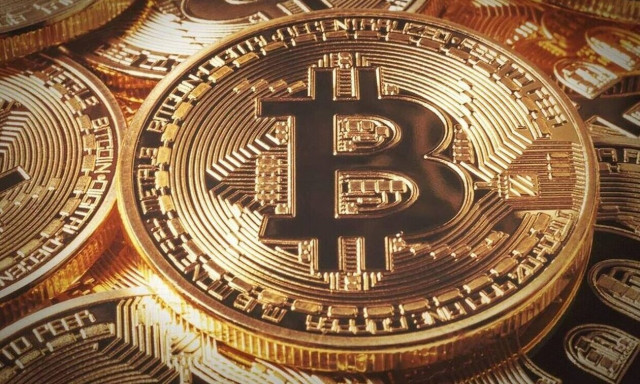 Bitcoin: Προσπάθεια να κρατηθεί στα 22.000 δολάρια