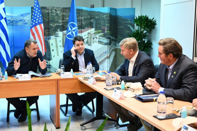 Συνάντηση ΥΕΘΑ Νίκου Παναγιωτόπουλου με Αντιπροσωπεία της Βουλής των Αντιπροσώπων των ΗΠΑ