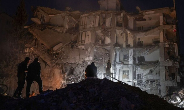 Η Αρχιεπισκοπή Αμερικής και η Ομογένεια μαζεύουν χρήματα για τους σεισμοπαθείς