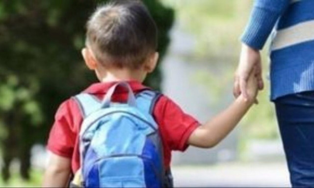 Πώς συνδέεται η πρόωρη γέννα με τους βαθμούς στο σχολείο