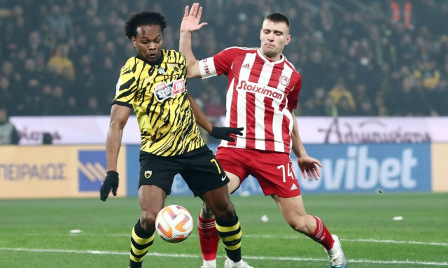 Super League: Εντός έδρας ΑΕΚ και Ολυμπιακός, στην Τρίπολη ο ΠΑΟΚ – Το τηλεοπτικό πρόγραμμα