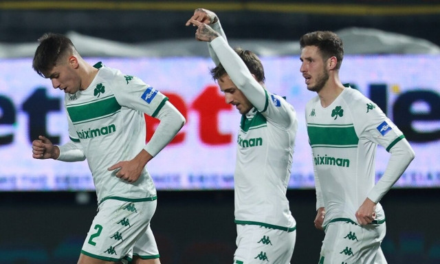 Άρης – Παναθηναϊκός: Σκόραρε και σχημάτισε το «Α» ο Μαντσίνι στη μνήμη του Άλκη