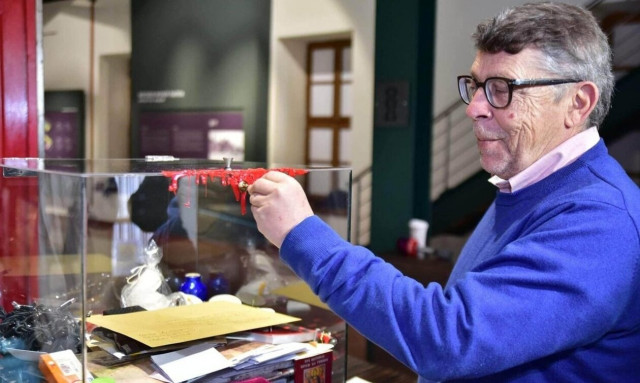 Λάρισα: Σφράγισαν χρονοκάψουλα - Θα την ανοίξουν το 2052