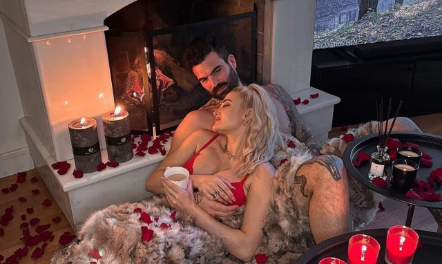 Δημήτρης Αλεξάνδρου: Μιλά για τις προσωπικές του στιγμές με την Τούνη μετά τη γέννηση του γιου της