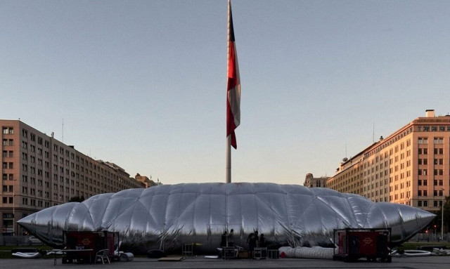 Φουσκωτή δομή ως σκηνή για την Μπιενάλε Αρχιτεκτονικής της Χιλής