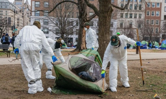 ΗΠΑ: Οι αρχές εκκένωσαν αυτοσχέδιο καταυλισμό μόλις 300 μέτρα από τον Λευκό Οίκο