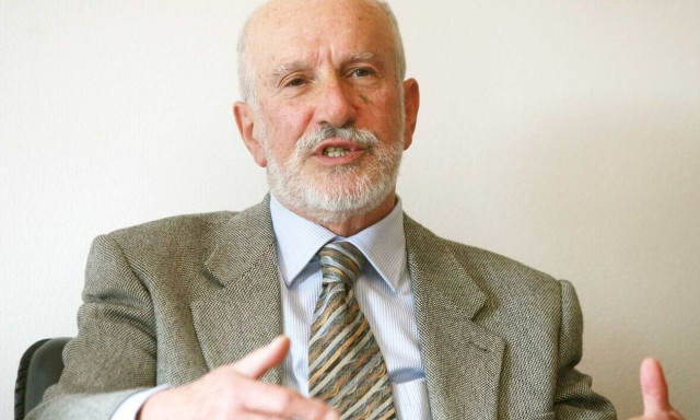 Πέθανε ο κορυφαίος νεοελληνιστής και συγγραφέας Μάριο Βίττι