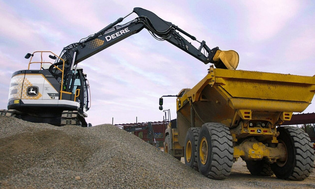 Τα John Deere υπόσχονται να είναι πολύ ήσυχα στο μέλλον