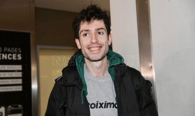 Μίλτος Τεντόγλου: «Προσβολή αυτό που έγινε με τα παπούτσια - 8,40 κάνω όποτε θέλω»