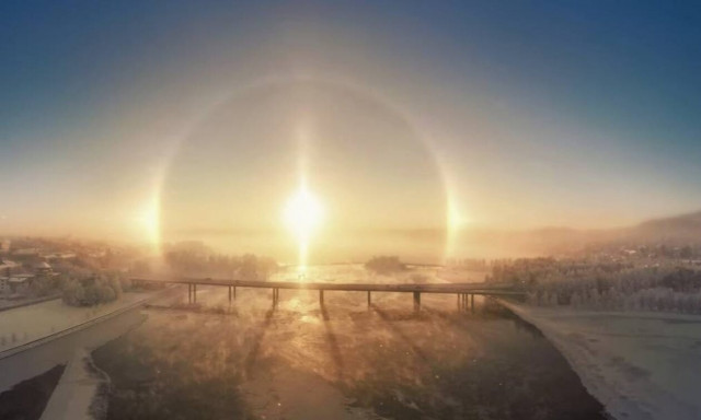 Ένα τέλειο ηλιακό φωτοστέφανο, από το φακό του Göran Strand