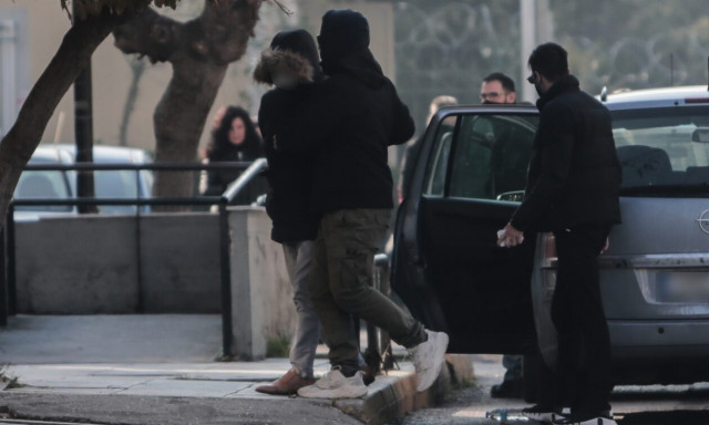 Βιασμός 12χρονης στα Σεπόλια: Προφυλακίστηκαν οι τέσσερις από τους πέντε συλληφθέντες