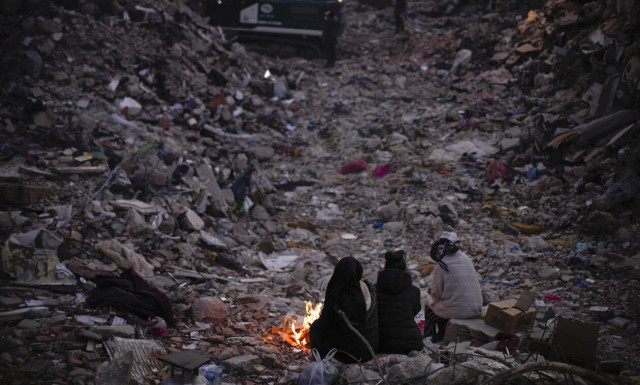 Σεισμός στην Τουρκία: Τα «θαύματα» δεν σταματούν - Ζωντανοί στα συντρίμμια έντεκα ημέρες μετά