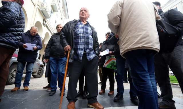 Συντάξεις: Ποιοι συνταξιούχοι είναι οι δικαιούχοι για το έκτακτο επίδομα