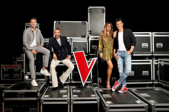 The Voice: Ξεκινούν τα Live Cross Battles - Αργυρός και Μουζουράκης στη σκηνή