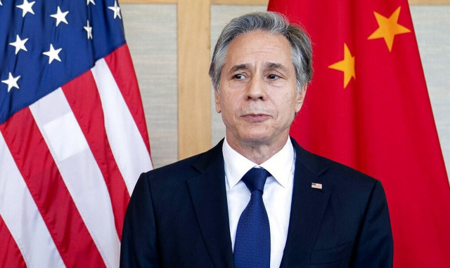 Μπλίνκεν: Η Κίνα μπορεί να προμηθεύσει τη Ρωσία όπλα για τον πόλεμο στην Ουκρανία