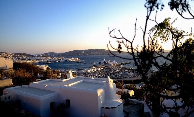 Άγριο έγκλημα στη Μύκονο: Τι δηλώνει η γυναίκα που θεωρείται η «πέτρα του σκανδάλου»