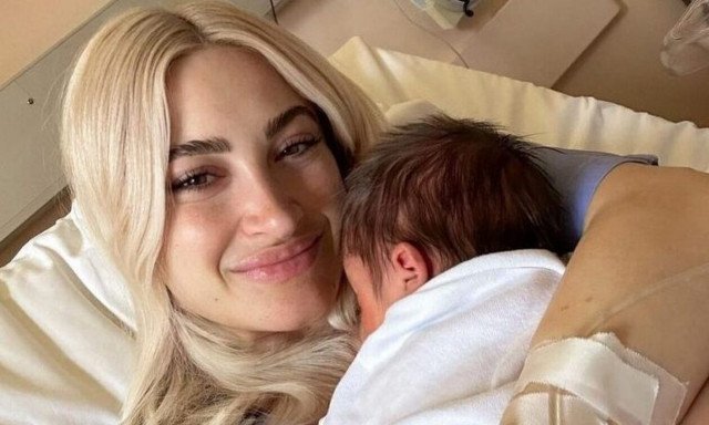 Ιωάννα Τούνη: «Θα το βγάζω το μωρό που να χτυπιέστε, δεν με νοιάζει καθόλου τι λέτε»