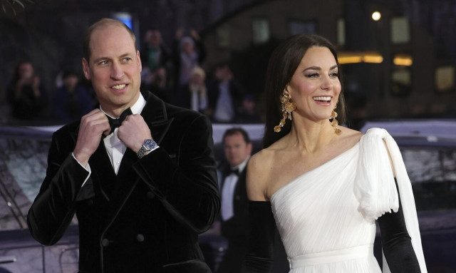 Κέιτ Μίντλετον: Το «πονηρό» άγγιγμα στον πρίγκιπα Ουίλιαμ στα βραβεία BAFTA