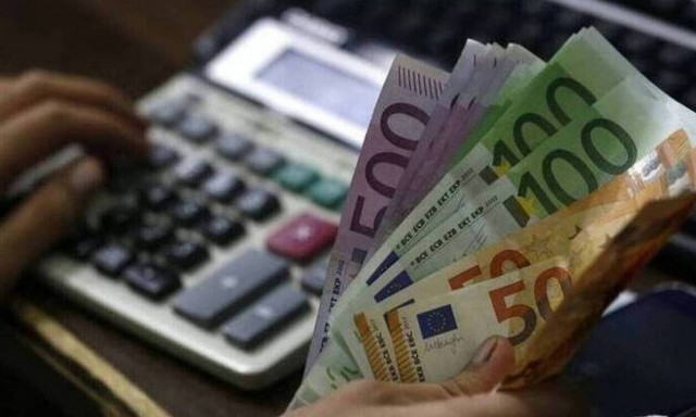 Λιμνάζουν επιστροφές φόρου - Οι λόγοι