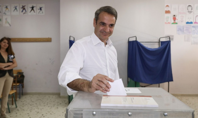 Εκλογές 2023: Στα υπουργεία τα «έντυπα υποψηφιότητας» - «Κλείδωσε» η ημερομηνία της πρώτης κάλπης