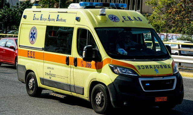 Θεσσαλονίκη: Σε κρίσιμη κατάσταση στη ΜΕΘ ο 20χρονος που έπαθε ανακοπή σε γήπεδο