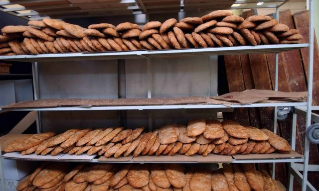 Ποια καταστήματα θα είναι ανοικτά την Καθαρά Δευτέρα