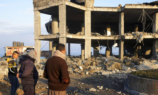 Στις φλόγες η Μέση Ανατολή: 11 νεκροί Παλαιστίνιοι, ισραηλινές επιδρομές σε Δυτική Όχθη και Γάζα