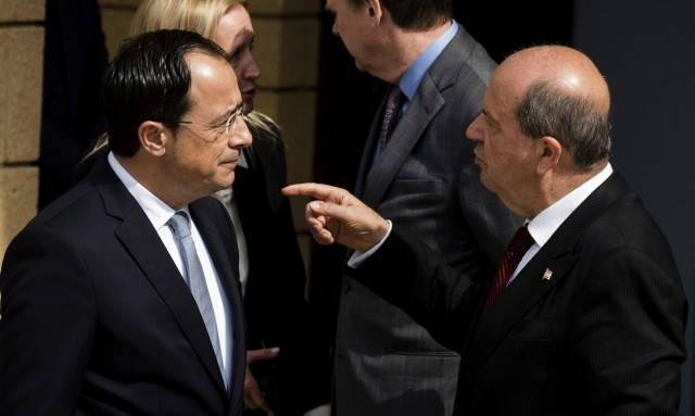Κύπρος: Πρώτη συνάντηση Χριστοδουλίδη - Τατάρ