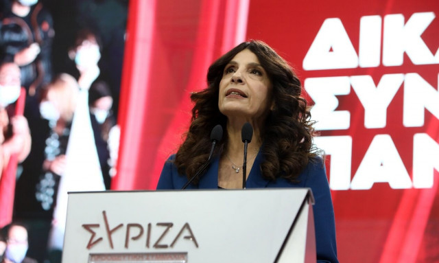 Τσαπανίδου: Ο Αλέξης Τσίπρας δεν είναι Μητσοτάκης για να τον «κρατάνε»
