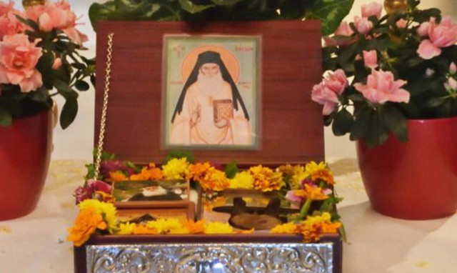 Προς προσκύνημα το Τίμιο Λείψανο του Αγίου Εφραίμ του Κατουνακιώτου