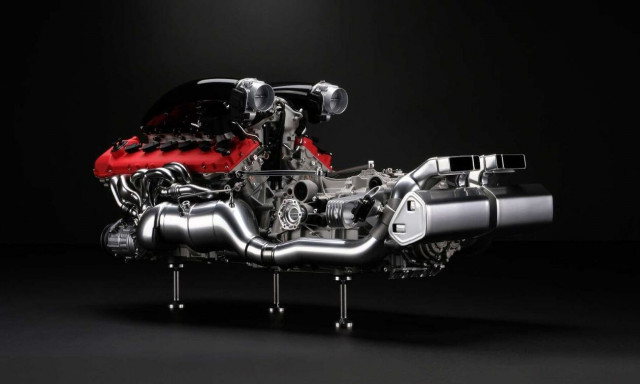 Αυτός ο κινητήρας της Ferrari χωρά ακόμη και στο καθιστικό σας