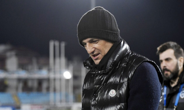 Super League Ραζβάν Λουτσέσκου