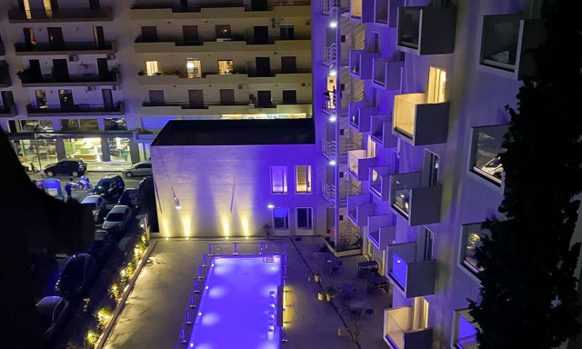 Πάτρα: Συνελήφθησαν δύο 19χρονες φίλες του 18χρονου που έπεσε στο κενό