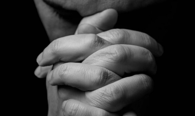 Μια πανίσχυρη προσευχή για να είναι η «Παναγιά» κοντά σας και να σας προστατεύει