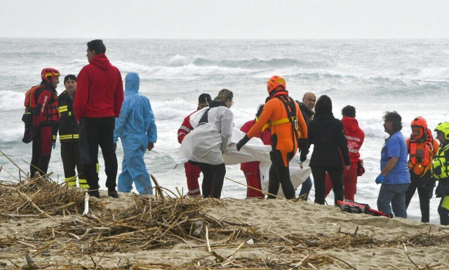 Πακιστάν: Πάνω από 20 Πακιστανοί μετανάστες πνίγηκαν στο ναυάγιο στην Kαλαβρία
