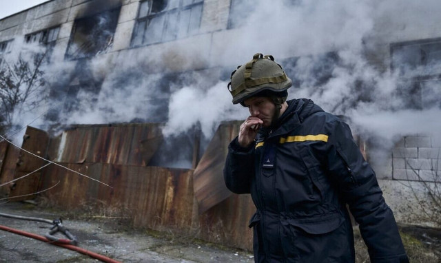 Ουκρανία: Δωρεάν κατάψυξη σπέρματος για τους στρατιώτες ως «εγγύηση αναπαραγωγής»
