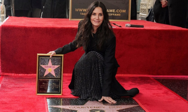 Η «Μόνικα» από τα «Φιλαράκια» απέκτησε το δικό της αστέρι στη Λεωφόρο Δόξας του Χόλιγουντ