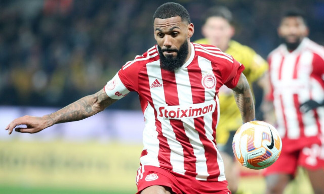 Ολυμπιακός – ΑΕΚ: Νοκ άουτ Εμβιλά και Χάμες Ροντρίγκες από τη ρεβάνς στο Κύπελλο Ελλάδας