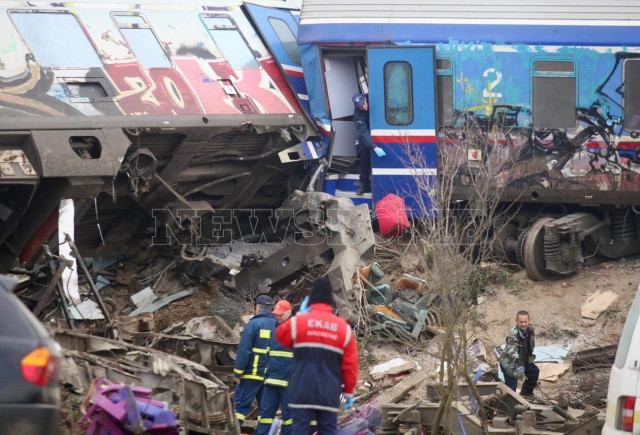 Σύγκρουση τρένων στα Τέμπη: Δημοσία δαπάνη οι κηδείες των θυμάτων