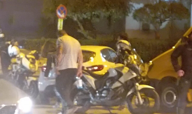 Τρόμος στο Γαλάτσι: Οδηγός έπαθε ανακοπή και το όχημα κατέληξε σε παρκαρισμένα