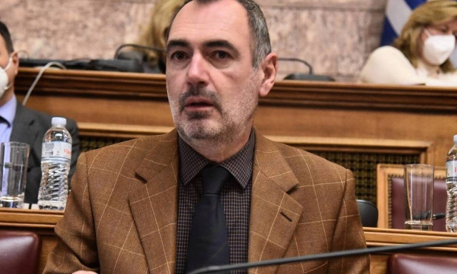 Σύγκρουση τρένων στα Τέμπη - Κατσανιώτης: «Είμαστε όλοι συντετριμμένοι από την τραγωδία»