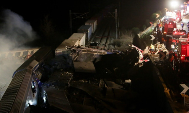 Σύγκρουση τρένων στα Τέμπη: Τα τηλέφωνα που μπορούν να επικοινωνούν οι συγγενείς