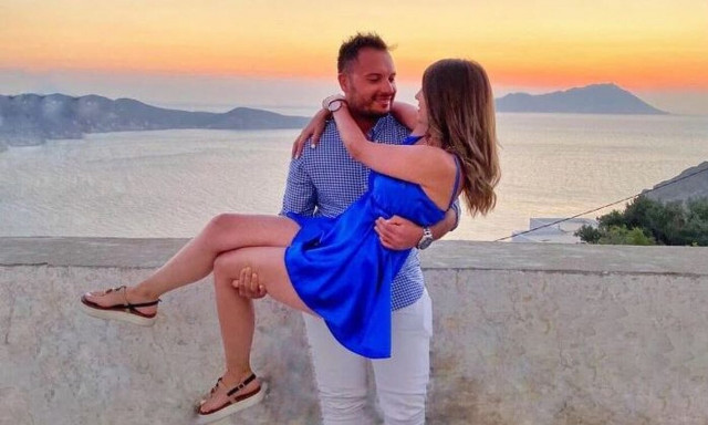 Τέμπη: «Είμαι εδώ και περιμένω…» - Η σπαρακτική ανάρτηση της συντρόφου του 29χρονου μηχανοδηγού