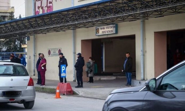 Μαρτυρία γιατρού: Γονείς μου είπαν: «Βάλαμε το παιδί μας στην Α' θέση, το φιλήσαμε και αυτό ήταν»