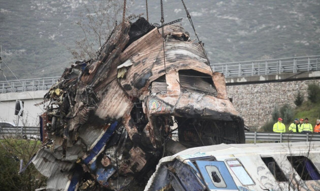 Death toll from Tempi train crash has risen to 46, fire brigade announces
